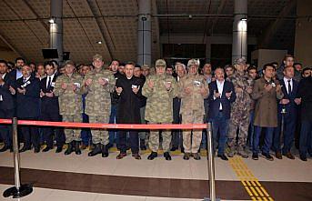 Ağrı'da şehit askerler için tören