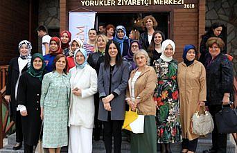 AK Parti'li Karaaslan kadınlarla buluştu