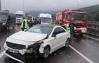 Anadolu Otoyolu'nda trafik kazası: 3 yaralı