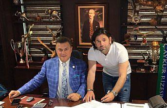 Çaykur Rizespor, İbrahim Üzülmez ile sözleşme yeniledi