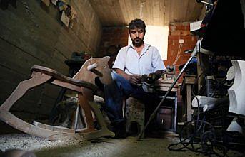 Hayata ekolojik ahşap oyuncaklarla tutundu