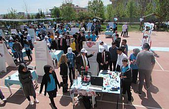 Kavak Rıdvan Çelikel Fen Lisesi'nde TÜBİTAK Bilim Fuarı açıldı