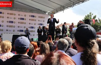 Muharrem İnce: Başörtülü kardeşim nasıl giyinirse giyinsin kimse karışmayacak