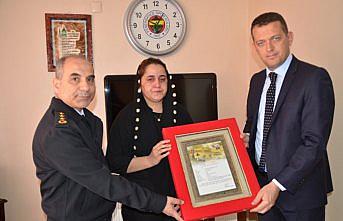 Şehit askerin şehadet belgesi ailesine verildi