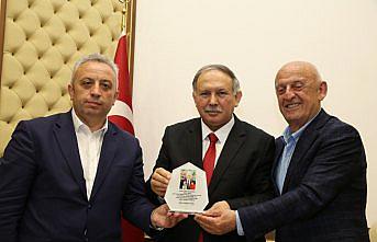 Vali Doğanay, Artvin Hopaspor heyetini kabul etti