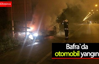 Bafra`da otomobil yangını
