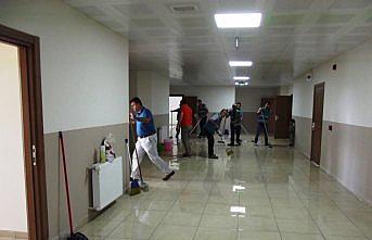 Denetimli serbestlik hükümlüleri eğitim kurumunu temizledi