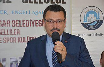 Engelliler dernek çatısı altında buluştu