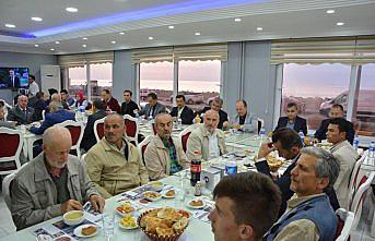 İnebolu Muhtarlar Derneği iftar programı düzenledi