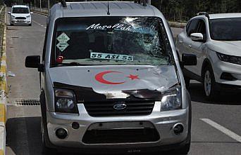 Kamyonetin çarptığı bisiklet sürücüsü yaralandı