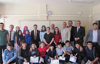 Kavak'ta 3 bin 471 öğrenci karne aldı