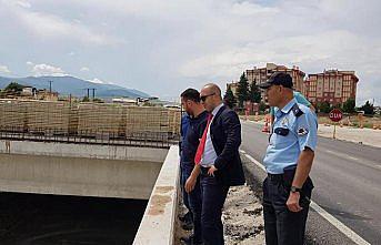 Kaymakam Çakal,  alt geçit inşaatını inceledi
