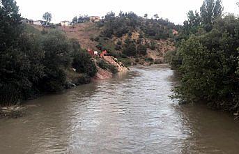 Tokat'ta bir gencin Kelkit Çayı'na düştüğü iddiası