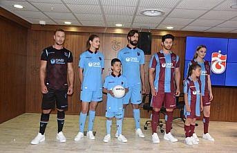 Trabzonspor'un yeni sezon formaları tanıtıldı