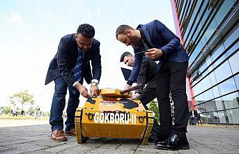 Üniversite öğrencileri elektromanyetik fırlatıcılı mini tank yaptı