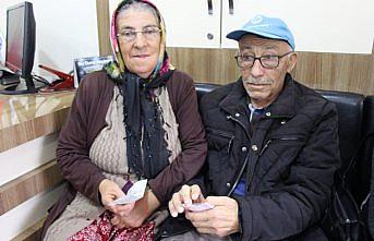 Yolda bulduğu parayı sahibine ulaştırdı