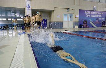 Bağcılar'daki yüzme havuzlarına ilgi
