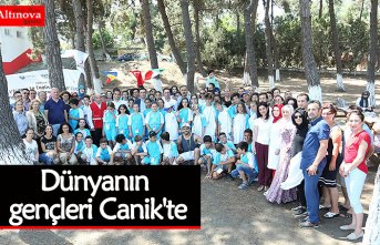Dünyanın gençleri Canik'te