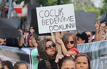 Düzce'de çocuk istismarına tepki yürüyüşü