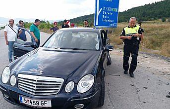 Karabük'te iki otomobil çarpıştı: 1 ölü, 6 yaralı