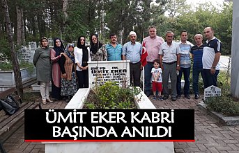 KAVAK LI ŞEHİT J. UZM. ÇVŞ. ÜMİT EKER KABRİ BAŞINDA ANILDI