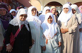 Taşova'da hacı adayları kutsal topraklara uğurlandı