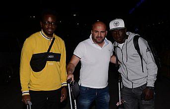 Toure ve Ayuk Trabzonspor için Türkiye'ye geldi