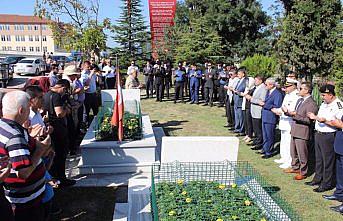 Bartın'da şehitlik ziyareti
