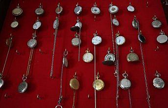 Bayburtlu işçi emeklisinin saat merakı