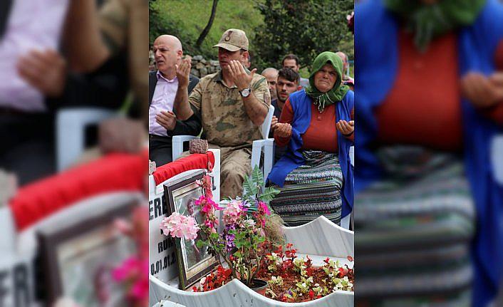 “Binlerce Eren'ler bu vatana feda olsun“