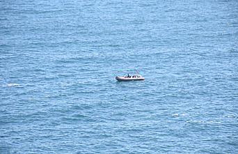 Denizde kaybolan genci arama çalışmaları