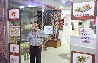 Düzceli esnaftan Türk lirasına destek