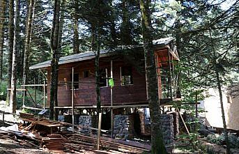 Gölcük Tabiat Parkı'na orman köşkleri yapılıyor