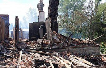 GÜNCELLEME - Kastamonu'da 8 ev yandı