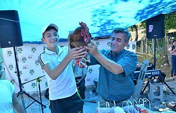 İstanbul'dan köyüne dönüp tavuk çiftliği kurdu