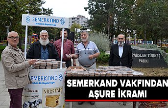 Bafra`da SEMERKAND Vakfından aşure ikramı
