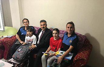 Giresun Emniyet Müdürlüğünden öğrencilere kırtasiye seti