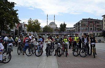 Hareketli yaşam için pedal çevirdiler