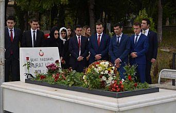 Şehit Başsavcısı Uzun, mezarı başında anıldı