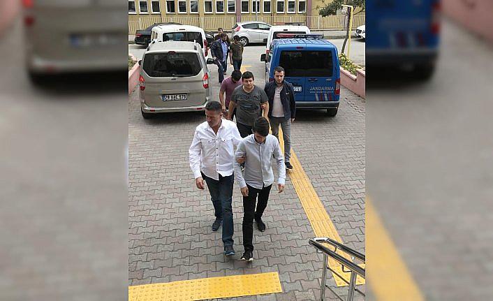 Vinçle salıncak hırsızlığı