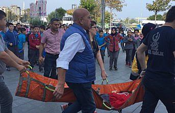 Alışveriş merkezinde yürüyen merdiven kazası: 12 yaralı