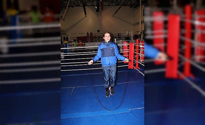 Kadın boksörlerin Kastamonu kampı sürüyor