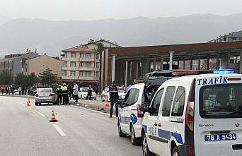 Otomobilin çarptığı üniversite öğrencisi öldü