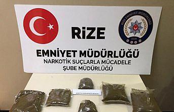 Rize'de 2,5 kilogram esrar ele geçirildi
