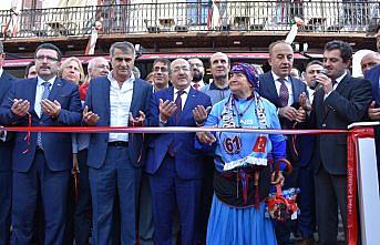 Şenol Güneş, Trabzon'da açılışa katıldı