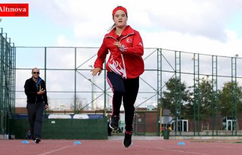 Down sendromlu atlet Merve Uzun: En büyük hayalim şarkıcı Edis ile tanışmak
