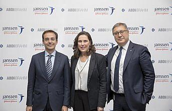 Janssen, Abdi İbrahim ile güçlerini birleştirdi