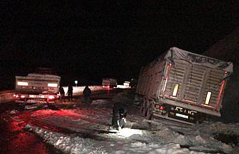 Kop Dağı Geçidi buzlanma nedeniyle ulaşıma kapatıldı