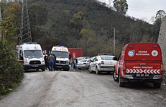 Ordu'da hurda yüklü kamyonet dereye yuvarlandı: 5 yaralı