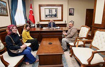 Vali Varol, şehit ailesiyle buluştu